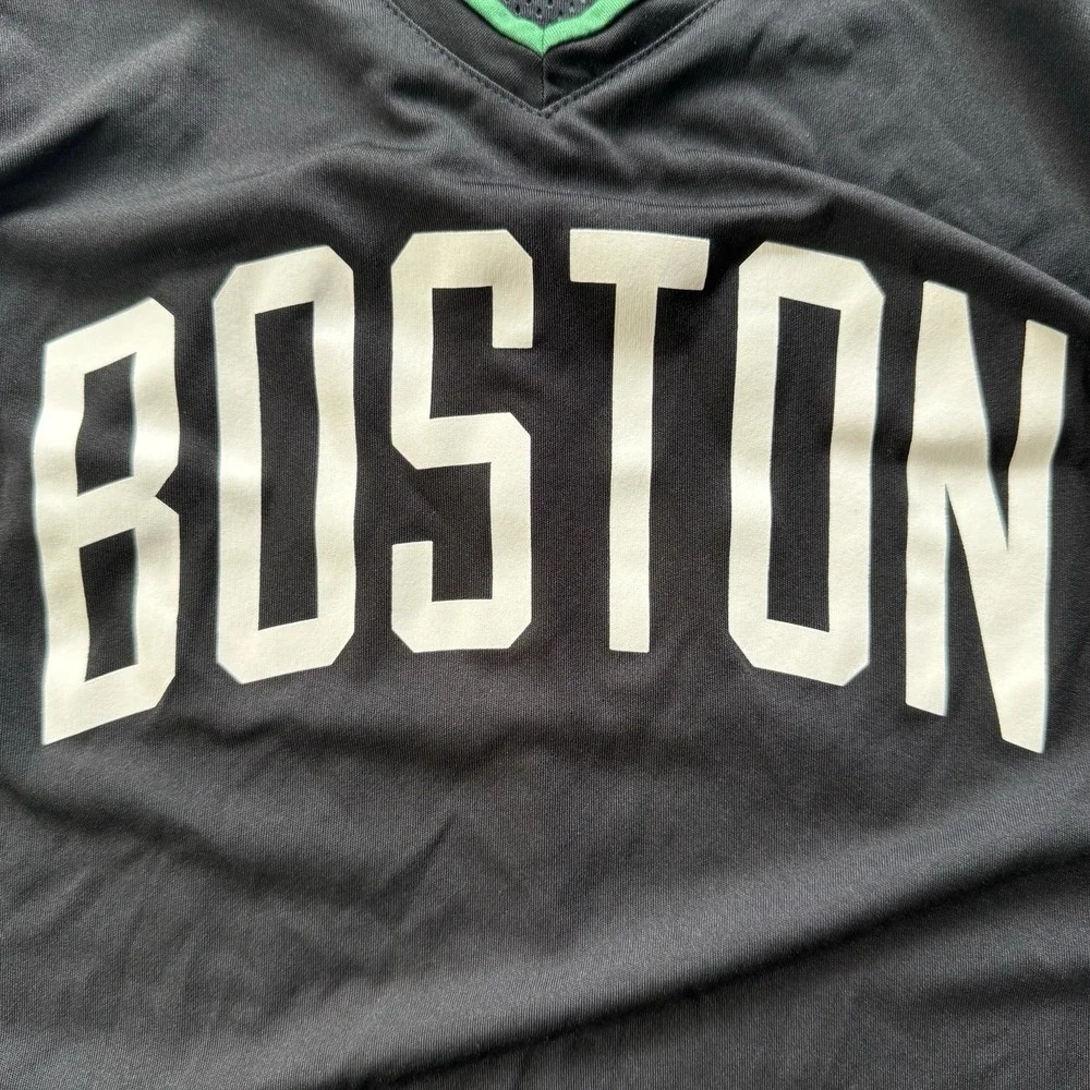 Boston Celtics Adidas‎ Sleeveless V-Neck Mesh Lined Jersey Mens Small Basketball